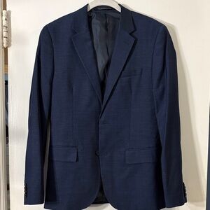 H&M Men's Navy Blazer - Small